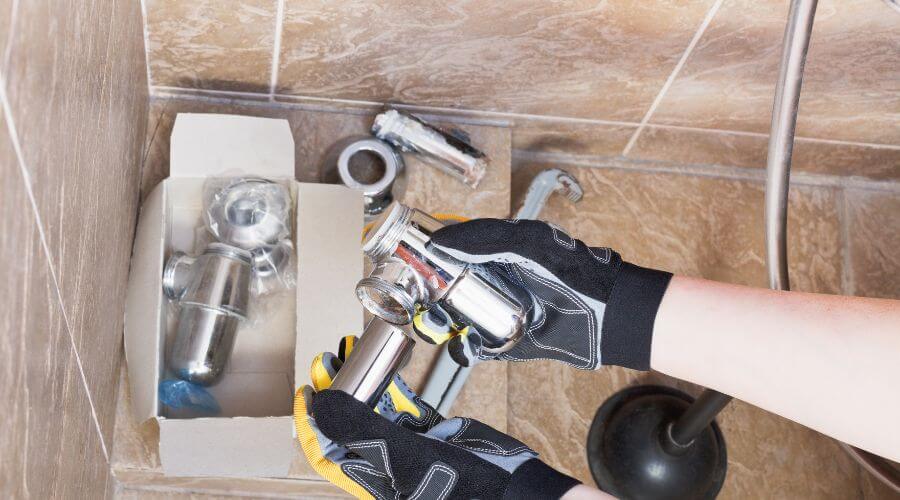 Expert Emergency Roof Repairs services in Aurora, OH